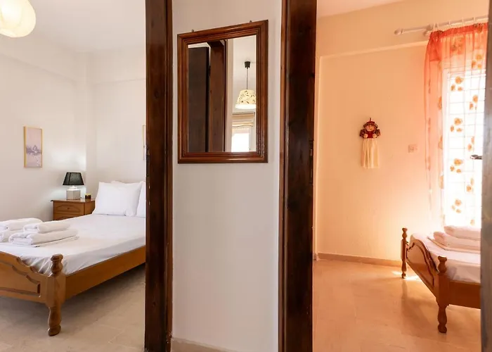 F & B Summer Collection - Kassandra - Polichrono