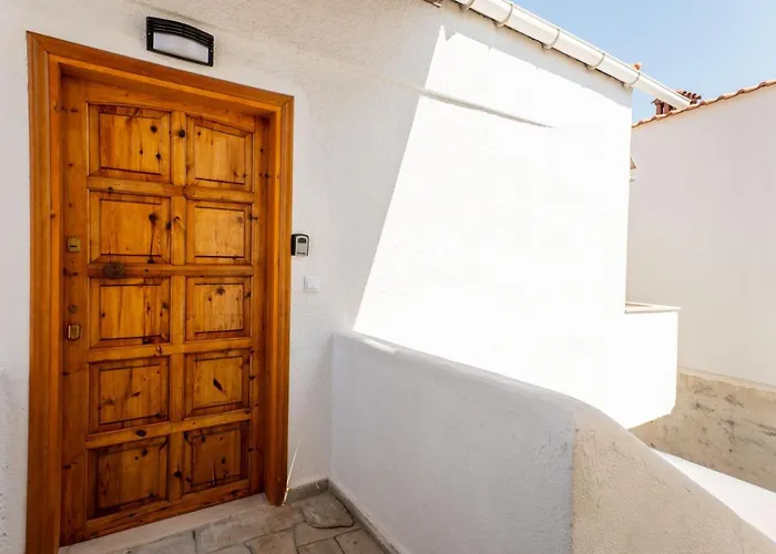 F & B Summer Collection - Kassandra - Polichrono Polychrono