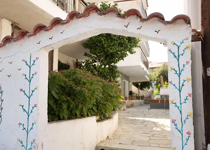 F & B Summer Collection - Kassandra - Polichrono Apartament *