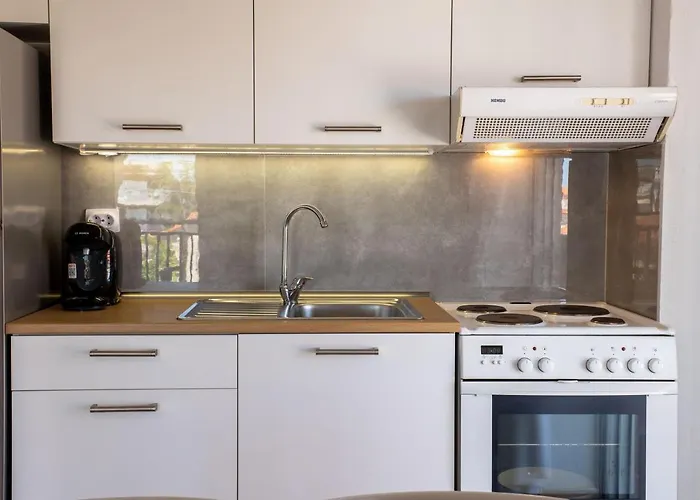 F & B Summer Collection - Kassandra - Polichrono * 波利克罗诺